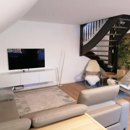 Gemuetliche Auf 2 Etagen レンゲリッヒ