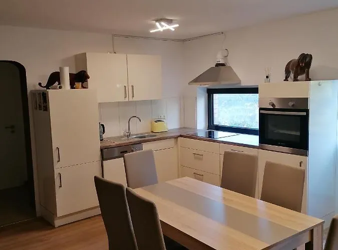 Gemuetliche Auf 2 Etagen Lejlighed *